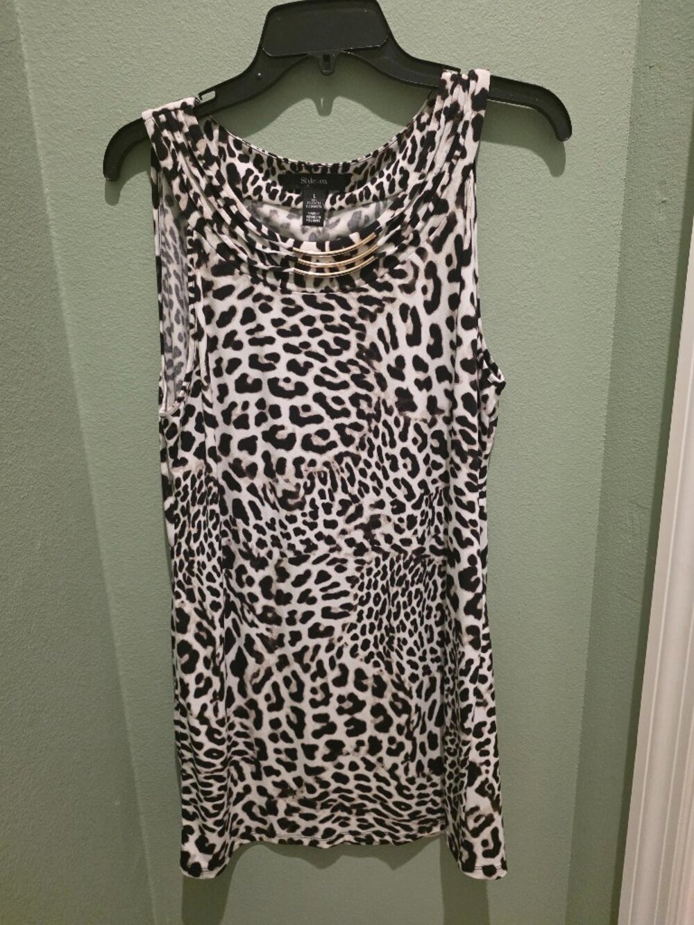 Style & Co Animal Print Sleeveless Tunic Dress Gold-Tone Accented Neck Large